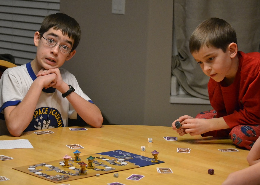 AttÄlu rezultÄti vaicÄjumam âplaying board gamesâ