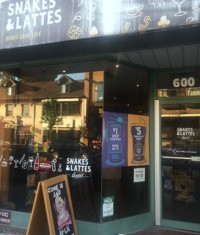 Snakes & Lattes board game café