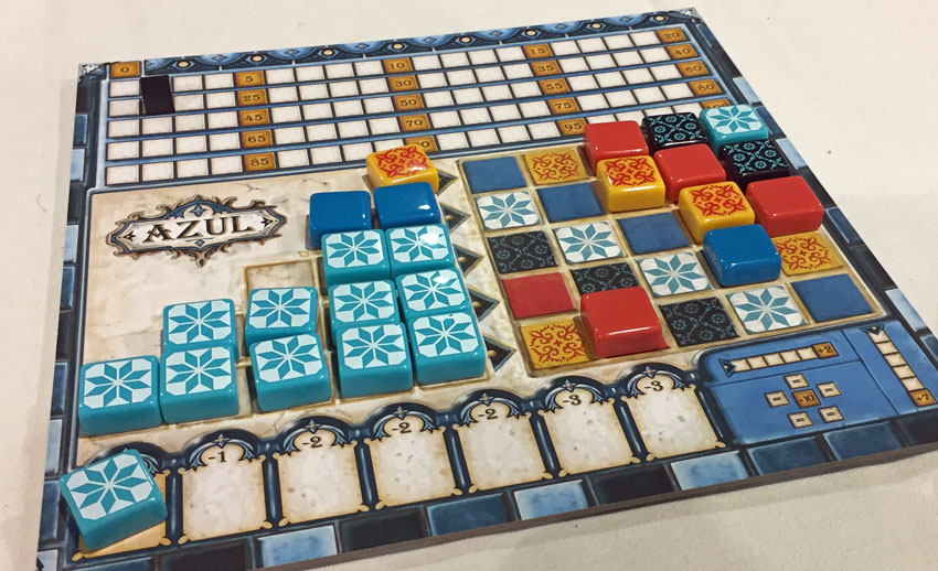 Necklet De volgende Melancholie Azul board game review - The Board Game Family