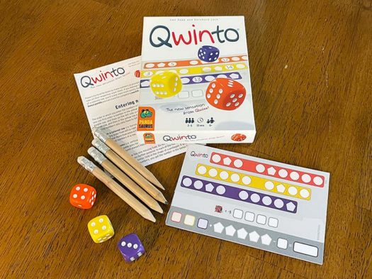 Qwinto dice game