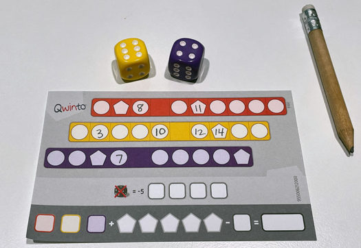 Qwinto dice game